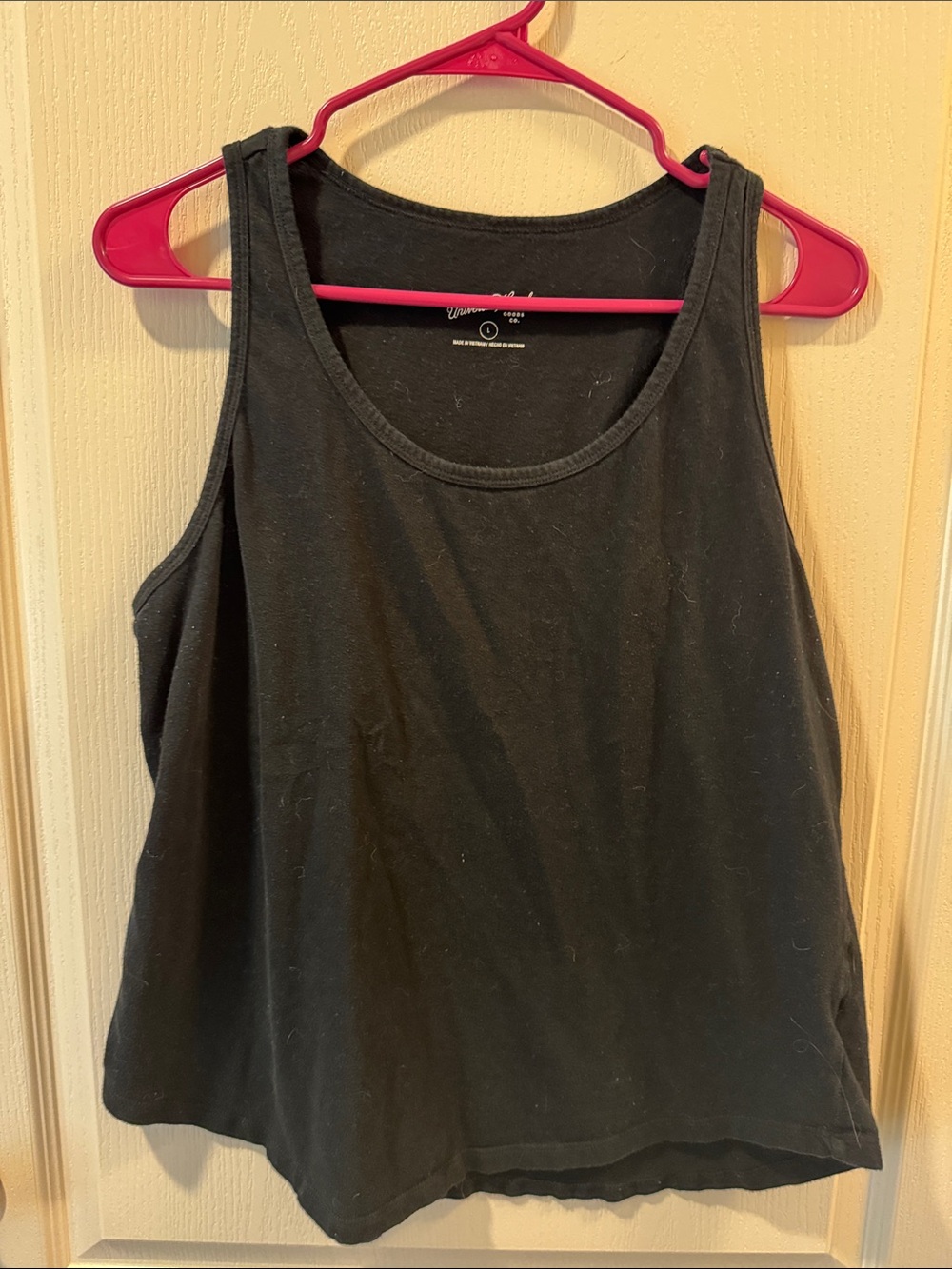 Universal Thread Black Scoop-Neck Tank